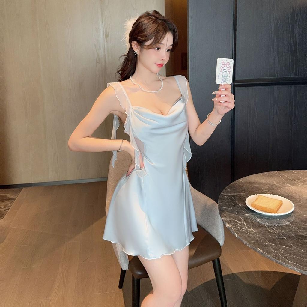 Sexy pajamas women Ice Ribbon chest pad Ruth with the same new mesh suspender nightgown nightgown outside