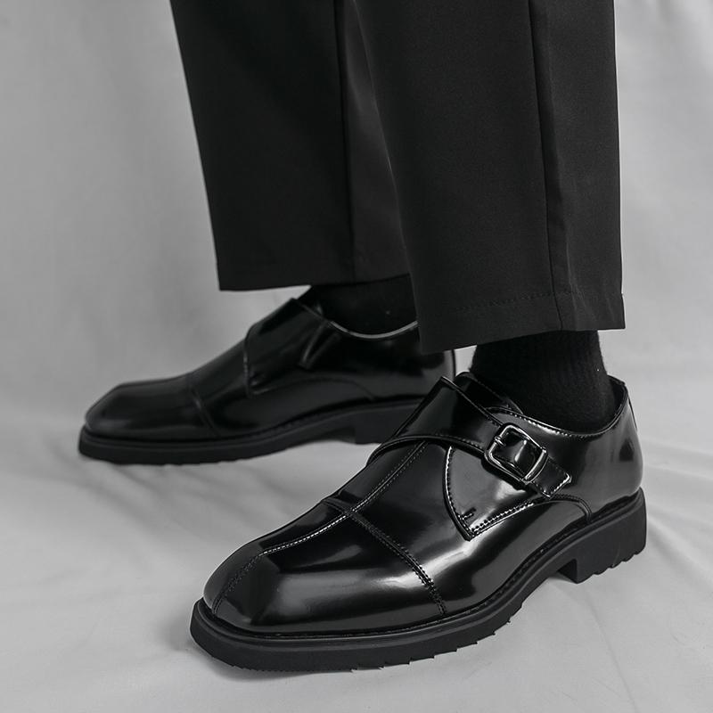 Men's casual leather shoes Fashion luxury designer styles 38-46 Party or Business Plus size suit shoes Black Young Versatile