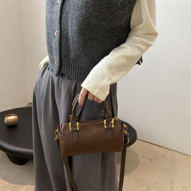 Fashionable Retro Style Handbag Stylish Women's Single Shoulder Pillow Bag