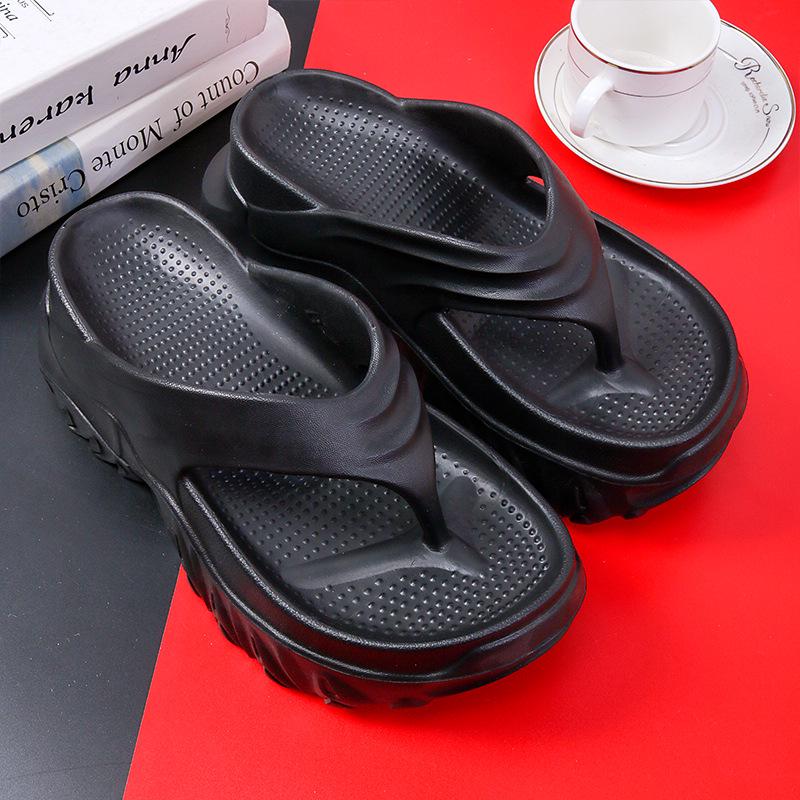 

Летние уличные шлепанцы на платформе и танкетке 2024: Шлепанцы для увеличения роста и похудения 40-41