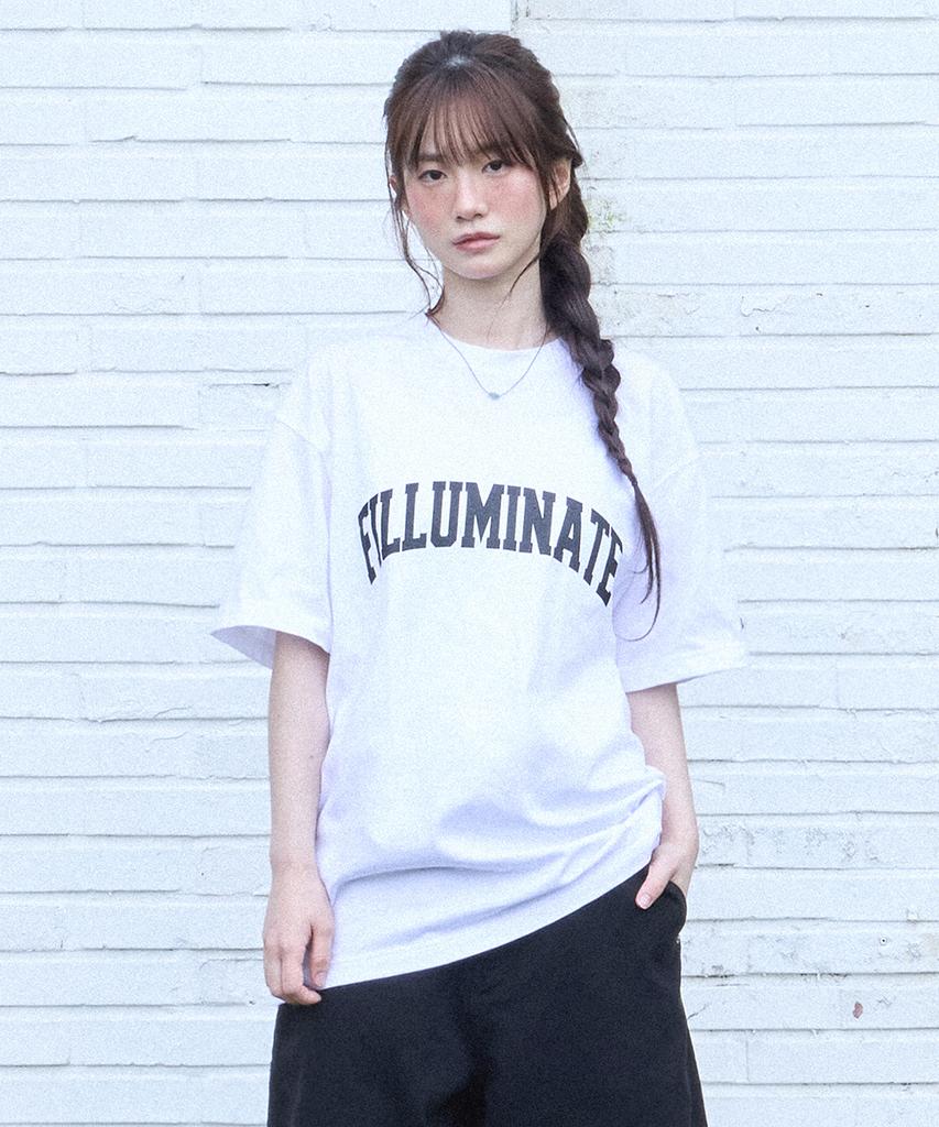 FILLUMINATE Essential Arch Logo T-Shirt - White