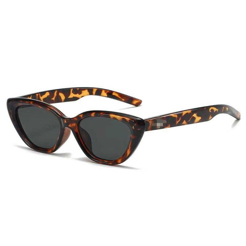 Sunglasses Light Luxury Cat Eye Star Polarized Sunglasses Punk Korean Tide Retro Street Shot In