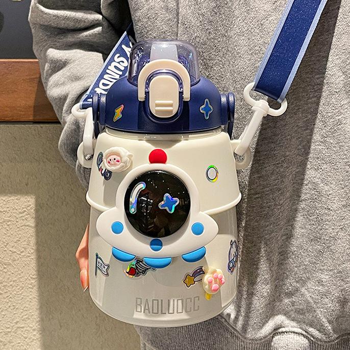 Roztomilý super roztomilý dětský termohrnek pro dívky s vysokým vzhledem, studentská slámová konvice s velkou kapacitou, přenosný hrnec