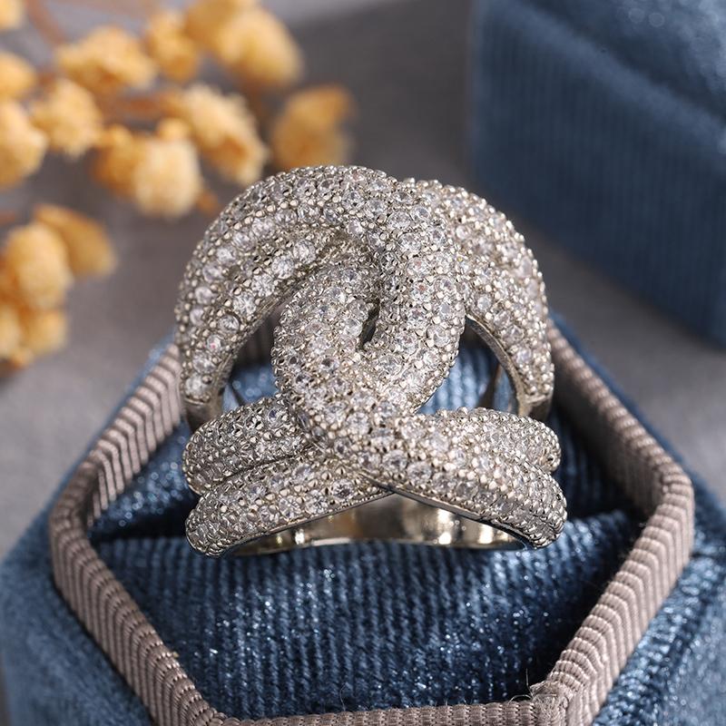 

Hip Hop Geometry Interwoven Full Diamond Big Ring For Women Fashion Hollowed-out Jewelry Party Birthday Gift 6