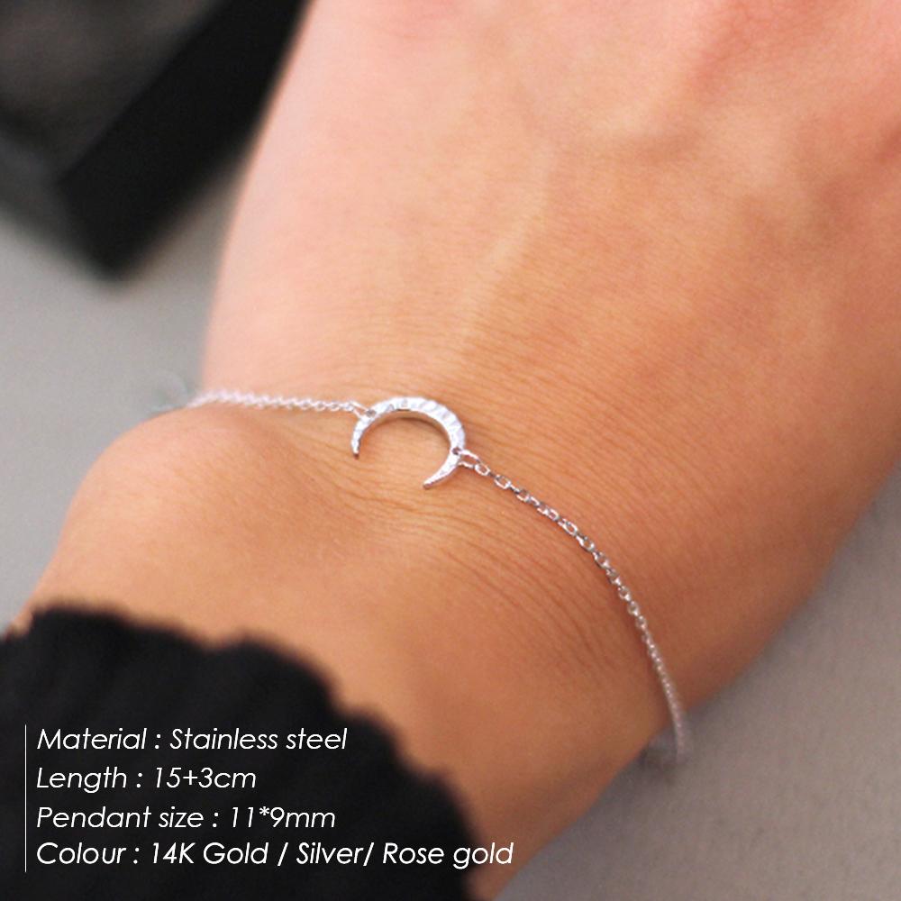 EManco Exquisite Gold-plated Moon-shaped Pendant Bracelet Thin Chain Stackable Bracelet Everyday Casual Wear Jewelry Gift
