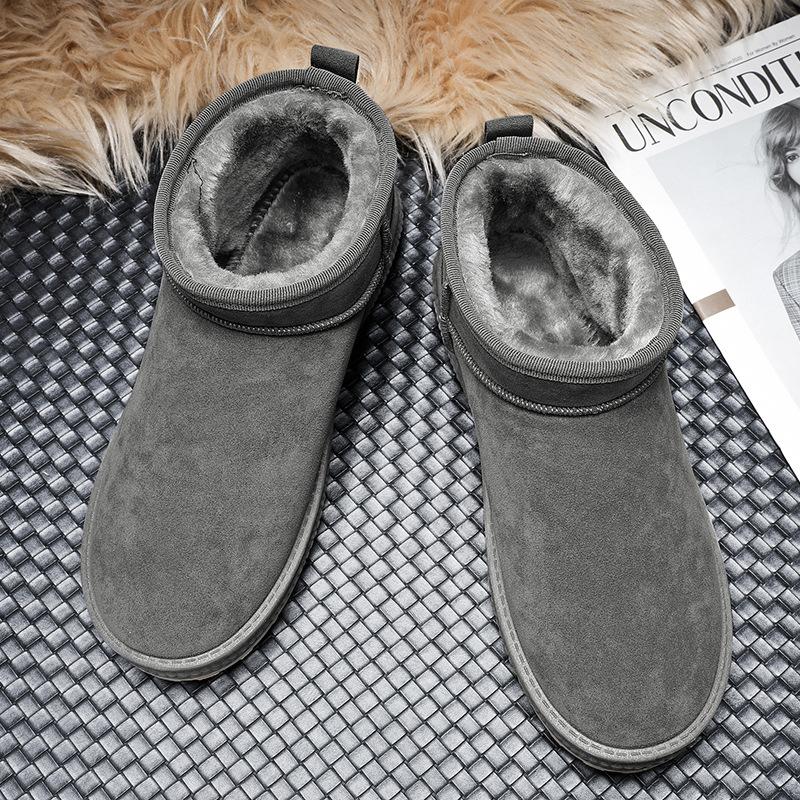 

Winter men s shoes 2024 trendy and versatile teenagers velvet warm two cotton shoes men s casual sports dad trendy shoes 44