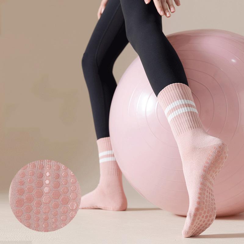 3pairs Yoga Socks Women Anti-skid Grips Mid-tube Bottom Breathable Fitness Dance Barre Workout Pilates Socks Anti Slip Silicone