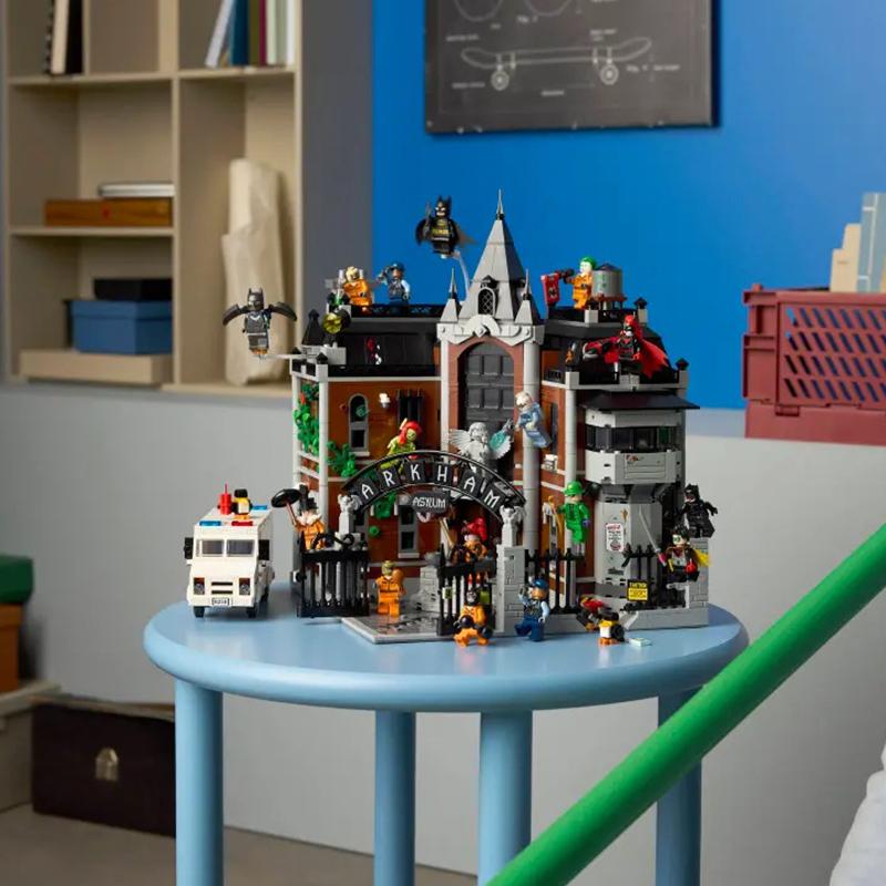 LEGO 76300 Batman: Arkham Asylum Block Toys