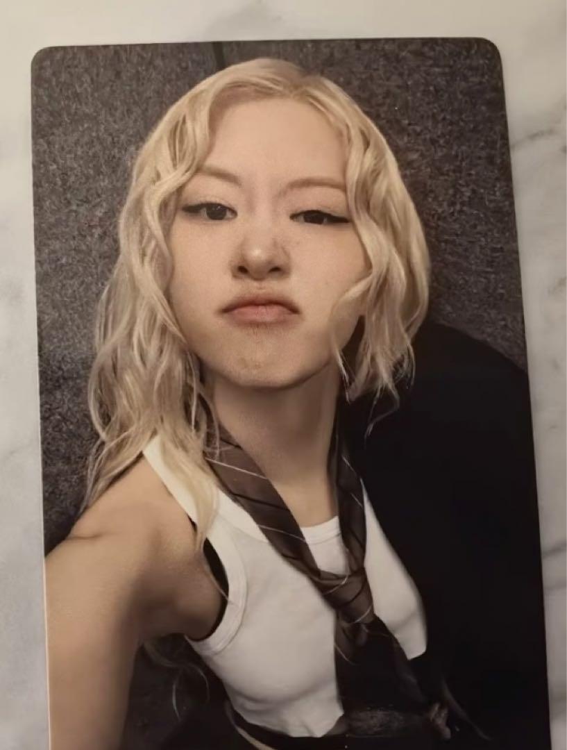 

[USED] BLACKPINK Rosé Rosie Nanjing Pop-Up Exclusive Trading Card