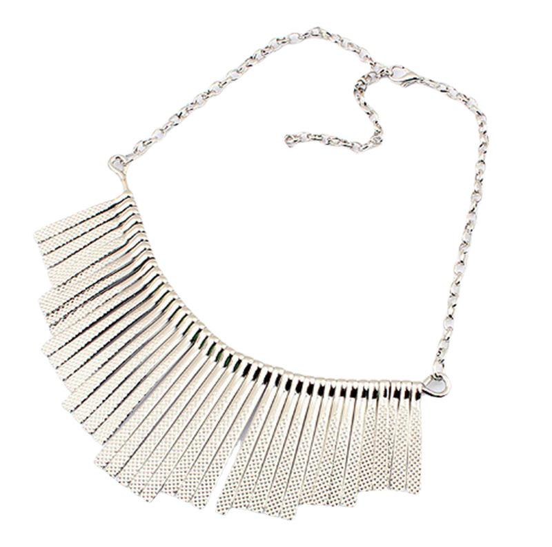 Exaggerated Punk Tassel Necklace – European & American Geometric Metal Fan-Shaped Clavicle Chain for Women