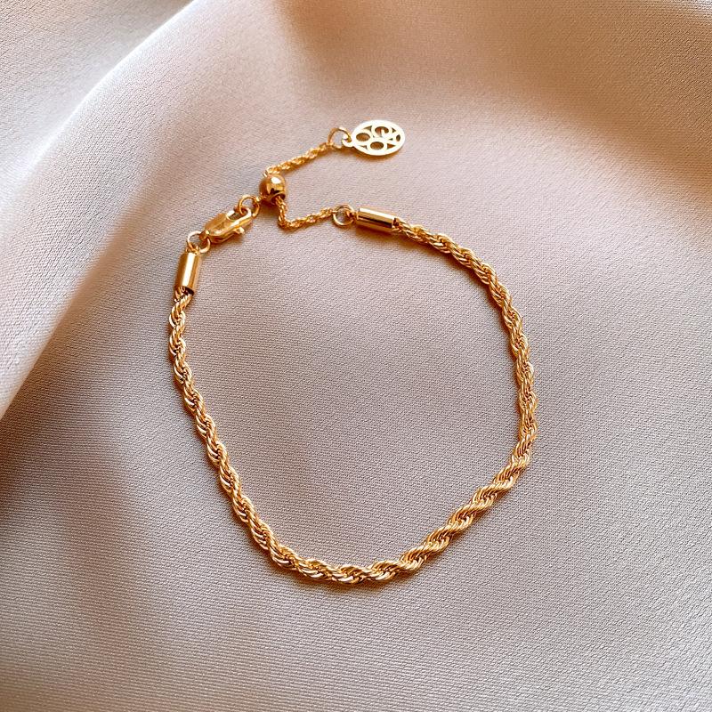 Bracciale Regolabile in Oro Vero Galvanizzato con Zir*****val Diamond, Lusso Leggero, Bracciale alla Moda di Alta Gamma, Gioiello Versatile per il Pendolarismo