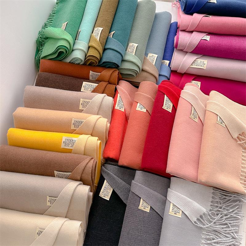 2024 Herbst und Winter Imitation Kaschmir Schal Einfarbig Modisch Vielseitig Warm Schal Quaste Schal