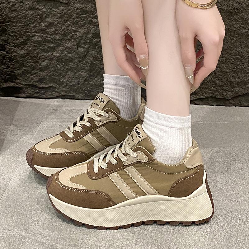 Fashion 2025 New Spring Autumn Lightweight Soft Sole Thick Base Old Style Casual Sports Shoes Versatile Fashionable Women's Shoes