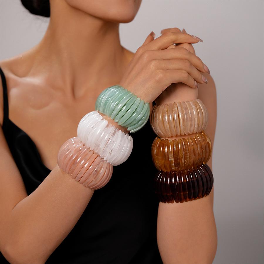 Vintage Resin Elastic Smudging Wide Bangles Fashion Exaggerated Geometric Acrylic Bracelet Bangles For Women Men Jewelry