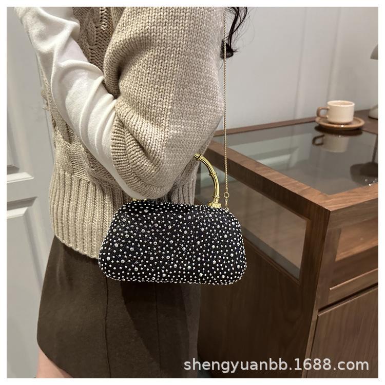 New European and American fashion women's shiny rhinestone decorative handbag fashion temperament chain messenger dinner bag