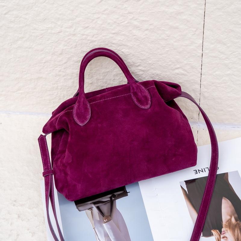 2025 New Style And Small Fresh Anti-aging Ball Bag Soft Cowhide Leather Fisherman Style Retro Messenger Bag Handbag For Women