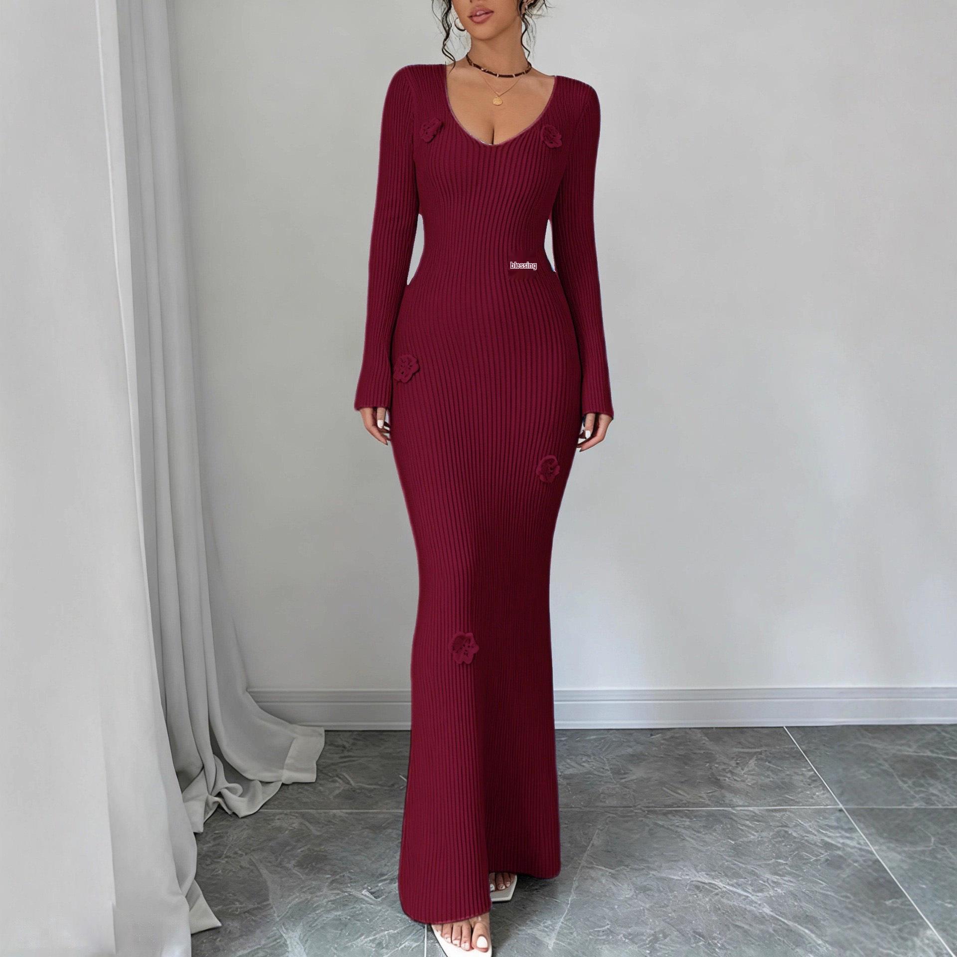 

European & American Style V-Neck 3D Floral Knit Slim Dress - Women s Black Long Dress for Autumn & Winter Medium червоний