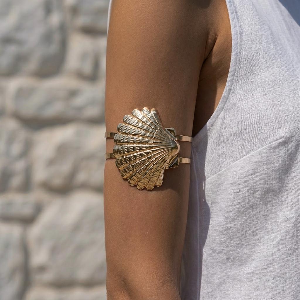 

Bohemian Metal Starfish Cuff Bracelets for Women Punk Gold Color Conch Shell Opening Adjustable Arm Bracelet Beach Party Jewelry