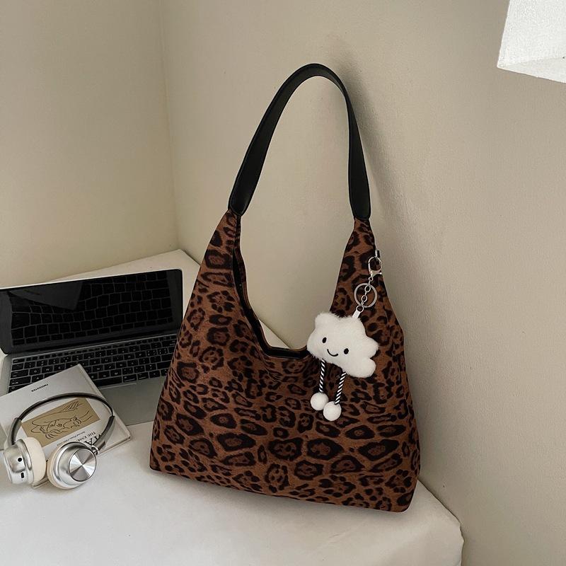 

Повседневная сумка большого объема с леопардовым принтом, модная женская сумка-тоут на плечо для поездок на работу, расслабленная сумка-ведро 35x12x36 чёрный