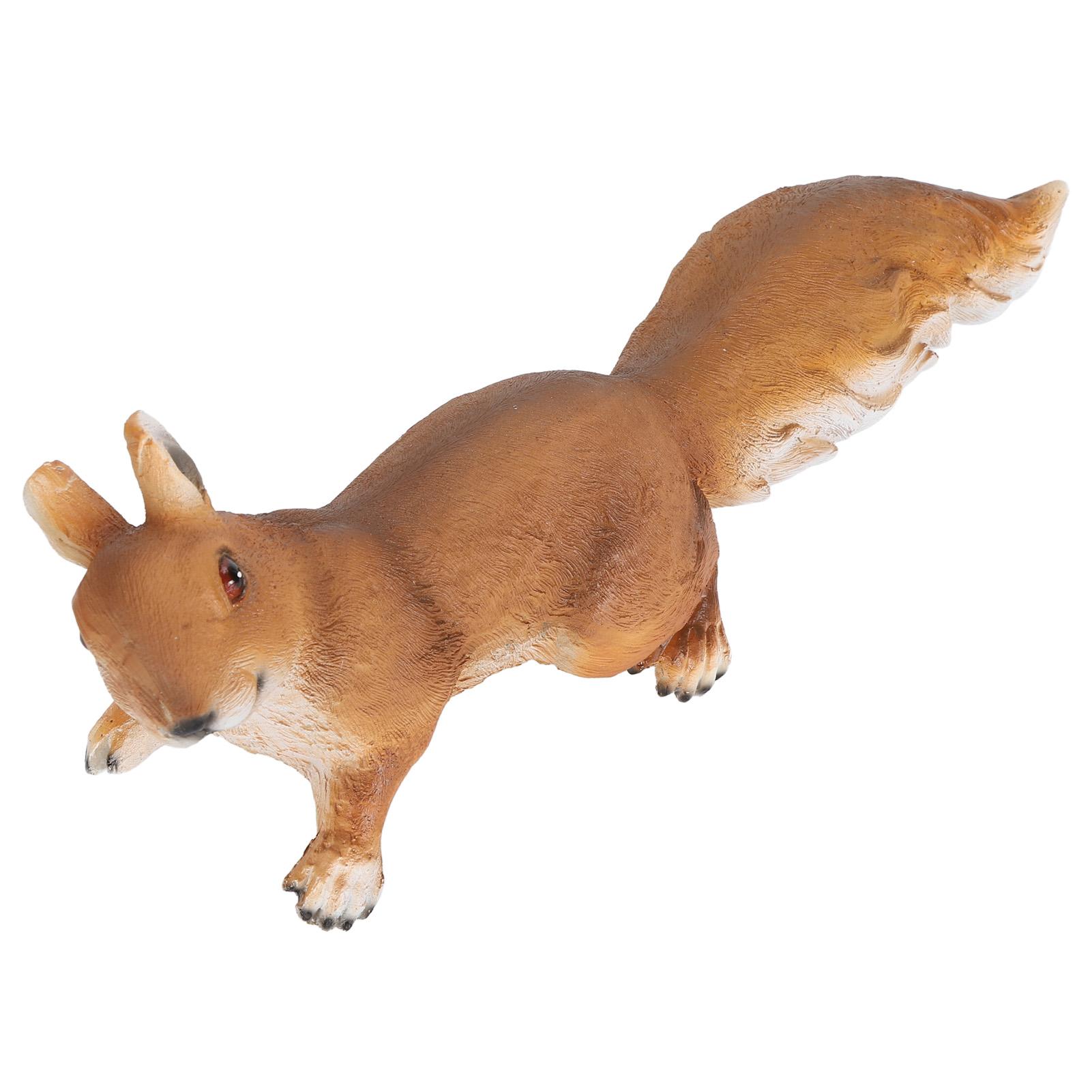 

Climbing Squirrel Figurine Vivid Resin Decorative Outdoor Animal Sculpture Ornament for Garden Courtyard