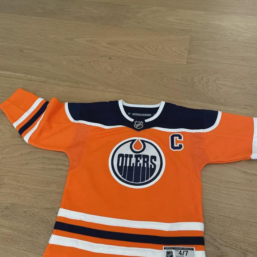 

Детская хоккейная майка Конора Макдэвида