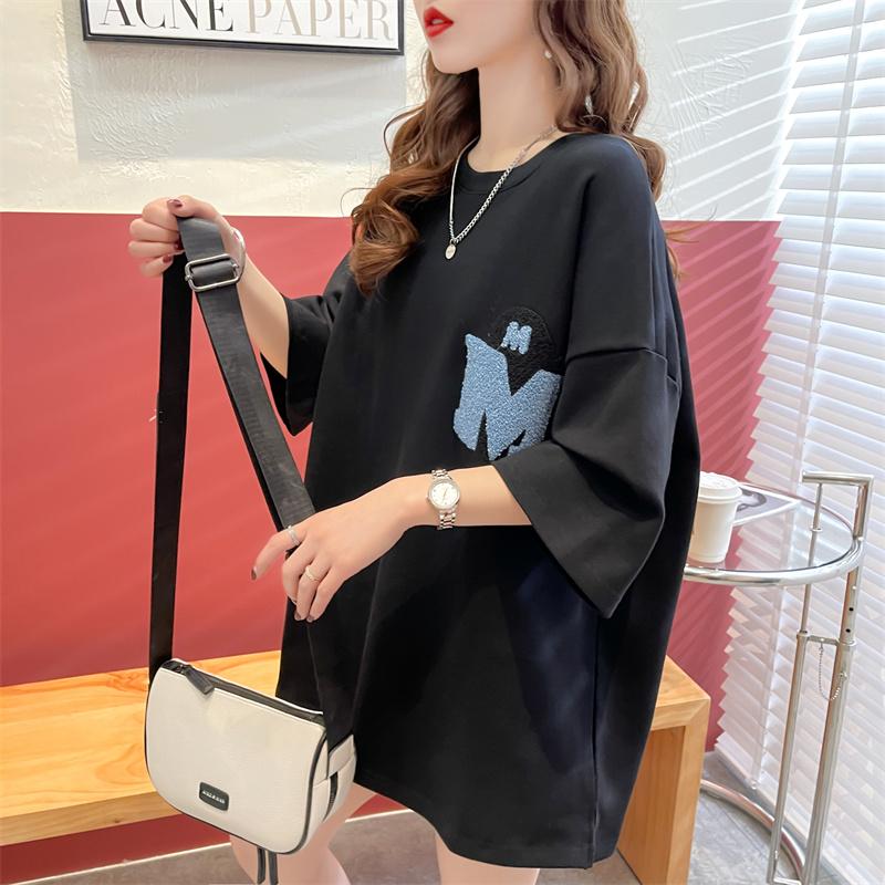 Avslappnad Sommar Dam Rund Hals Broderad Kort Ärm Lös Mode Koreansk Version Mångsidig Mellanlång T-shirt Toppar