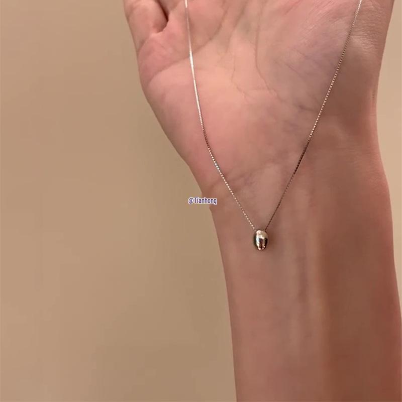 2025 New Style Acacia Bean Clavicle Necklace in 925 Sterling Silver for Women - Elegant Light Luxury Design