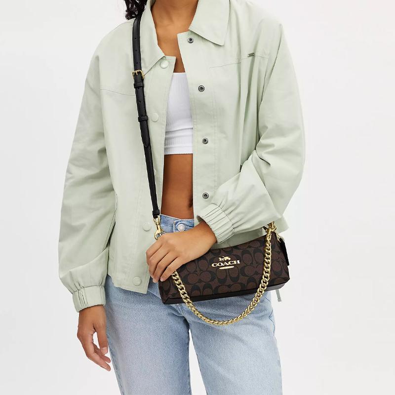 Coach Charlotte 25 Bolso Baguette Clásico con Cadena y Logo de PVC para Mujer Bolso de Mano Dorado Marrón Negro CL405-IMAA8