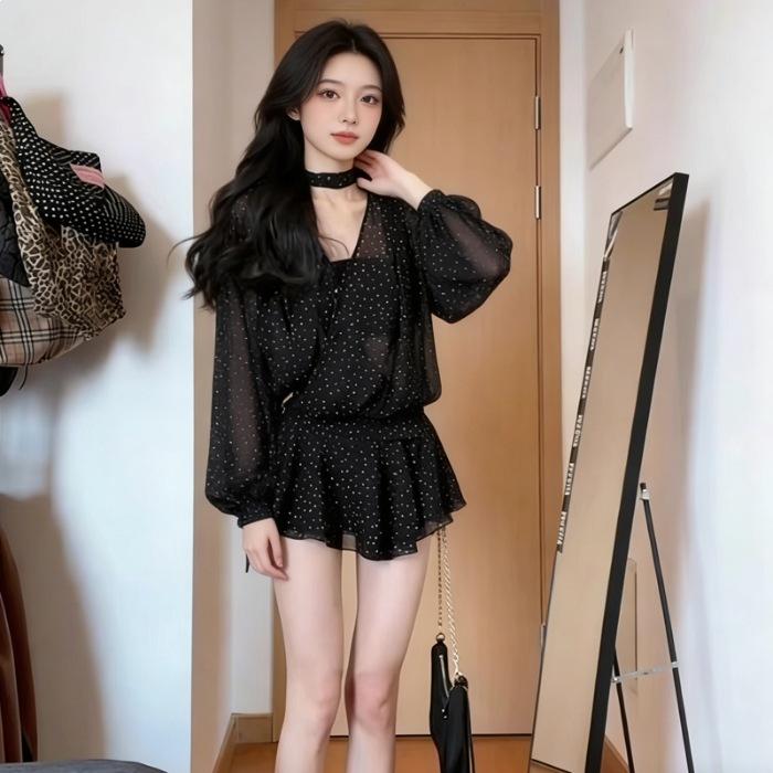 

Royal sister style black neck polka dot dress for women s autumn waist and thin bubble sleeves sequined temperament sweet and cool style short skirt S