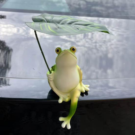 2Pcs/Set Garden Frog Figurine Mini Fishing Frog Statue Sitting Frog Holding Leaf Umbrella Pond Angler Frog Sculpture for Yard Landscape Indoor Outdoor