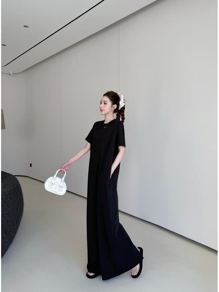61035# Stylish Women's Over-the-Knee Slimming T-Shirt Dress - Simple, Modern, Short-Sleeved, and Loose-Fitting