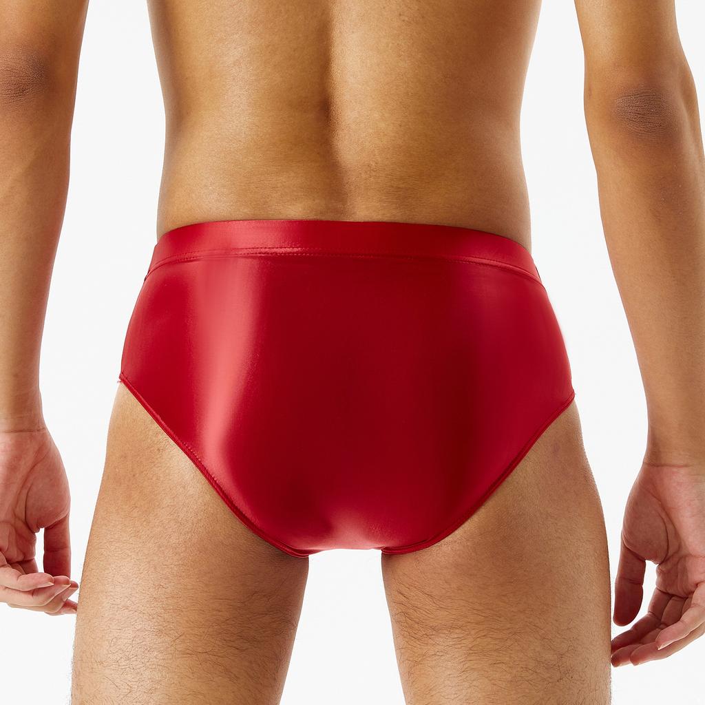 Pánské nízké kalhotky Lesklý hladký materiál Elastický pas Pohodlný střih Jednobarevné plavky