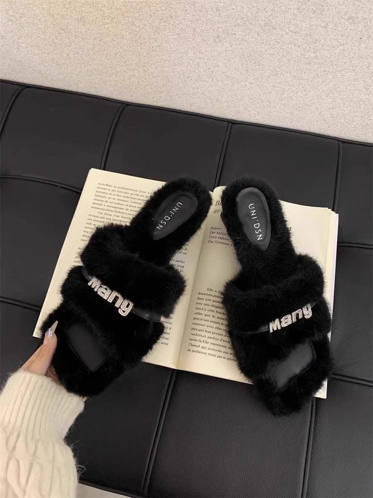 Mao Mao slippers women's autumn and winter wear 2025 new French temperament rhinestone Mao Mao shoes thick heel high heels