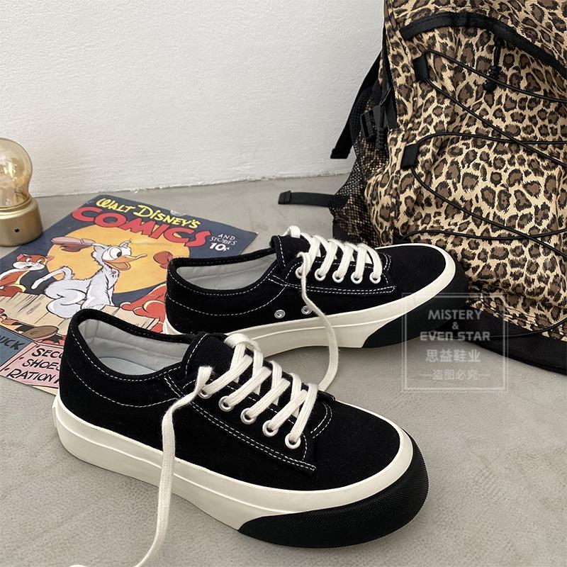 New simple style thick-soled big-headed canvas shoes, student versatile little white shoes, women's 533