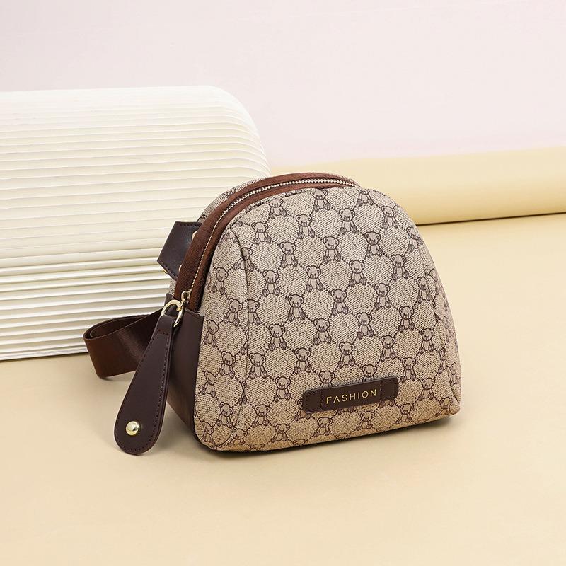 Bags women's bags new messenger bags autumn and winter fashion shoulder messenger bags breast bags small bags luggage