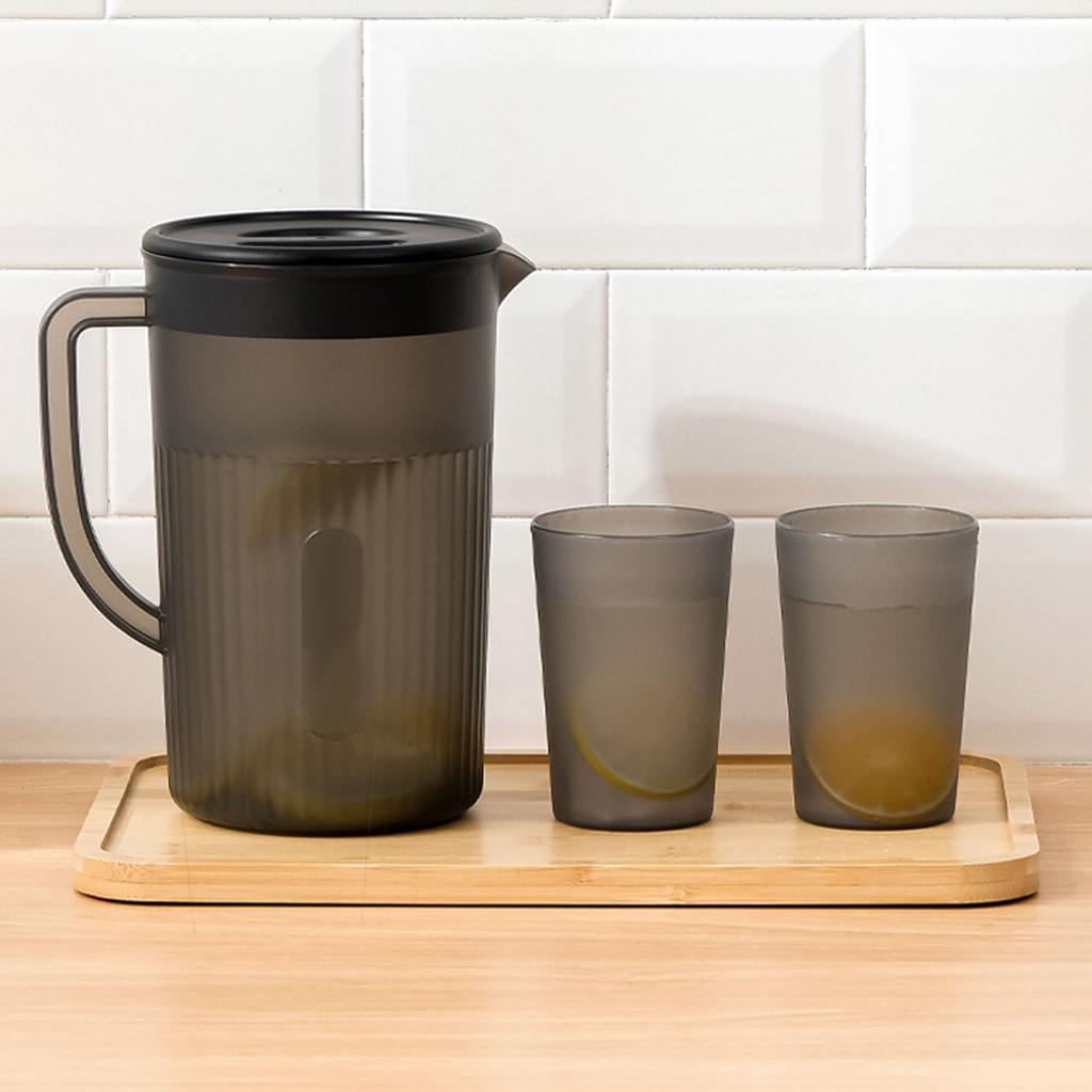 Plastic Pitcher with Lid Large Capacity High Temperature Resistant Cold Water Jug for Juice Tea White