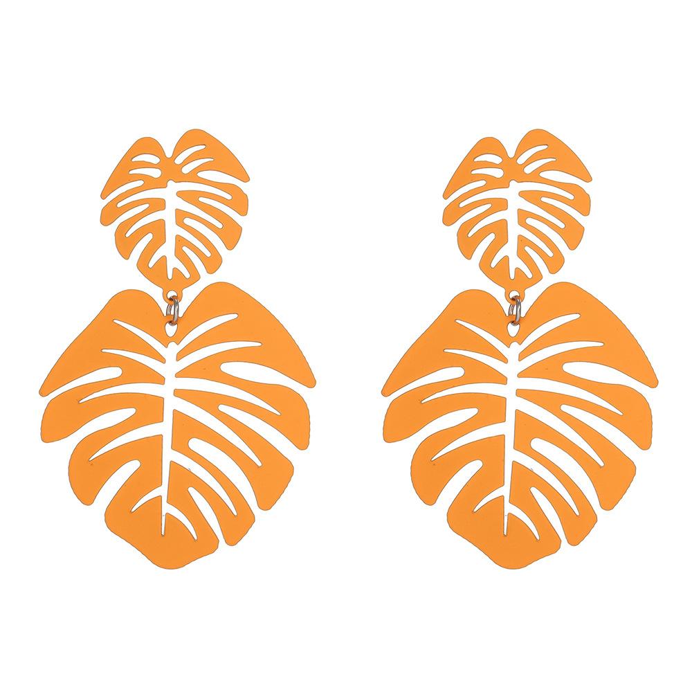 Hot Sale Summer Vacation Wind Hollow Leaf Earrings European and American Fashion Design Exaggerated Leaf Alloy Earrings