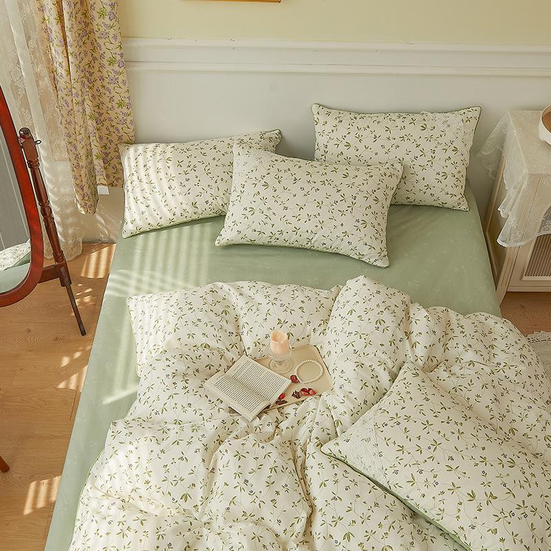 Vierteiliges Bettlaken aus reiner Baumwolle mit Blumenmuster, dreiteiliges Set mit kleinem, frischem Baumwollbett im Prinzessinnen-Stil
