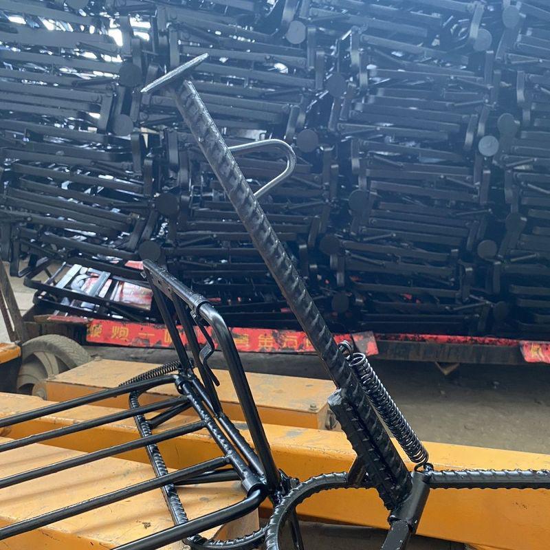 Steel Cargo Rack for Suzuki & Honda Motorcycles - Thickened for Enhanced Load-Bearing Capacity