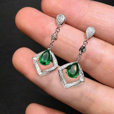 Nuovi nuovi orecchini pendenti in zirconia cubica verde per donna, orecchini da sposa di lusso alla moda color argento, gioielli estetici