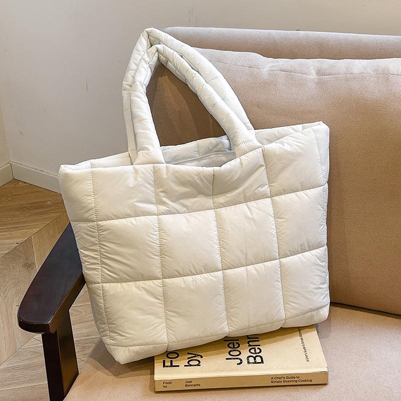 Solid Color Simple and Fashionable Cotton Clothing Bag, Stylish Handbag, Winter New Korean Version, Shoulder and Armpit Tote Bag