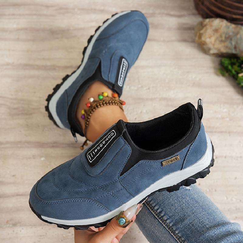 Fashion Comfortable Flat Heel Women's Sneakers 2025 Spring Solid Color Non-Slip Sports Shoes Women Slip-On Soft Sole Flats Plus Size 47