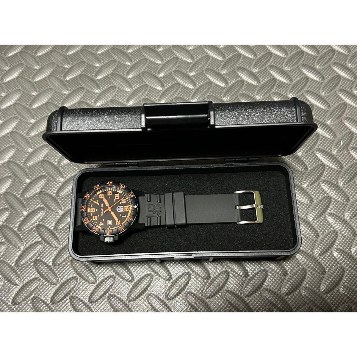 Used Luminox Sea Turtle Orange