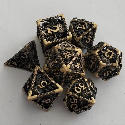 7 Pcs Hollow Metal Dice Set for DND RPG Dragon-Engraved Polyhedral Dice Tabletop Gaming Accessories for Dungeon Master Collector