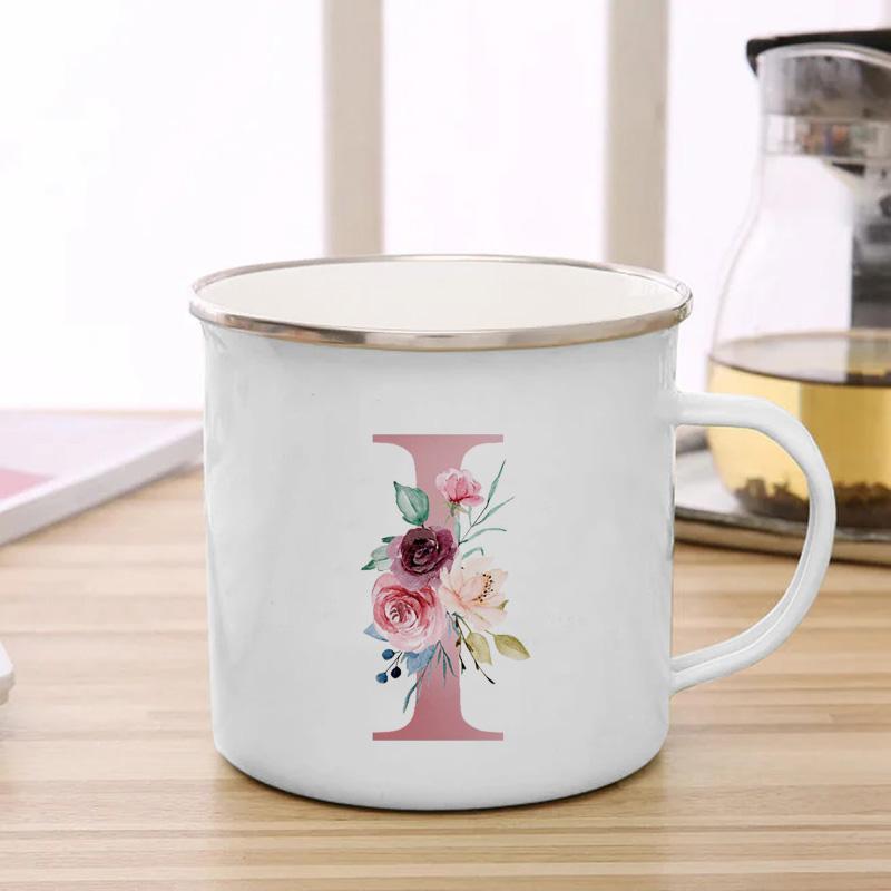 

26 инициалов розовые буквы цветы печать эмалированная кружка кофейные кружки чашки для кофе и чая необычная чайная чашка персонализированный подарок чашка 1pcs