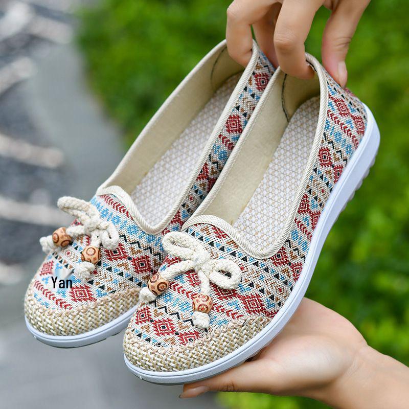 Spring-Autumn Women's Breathable Lightweight Low-Cut Non-Slip Flat Shoes for Middle-Aged & Elderly