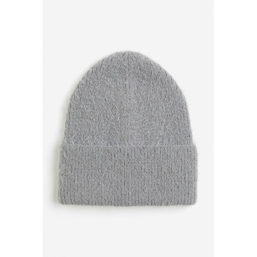 

HM Пушистая вязаная шапка Серая