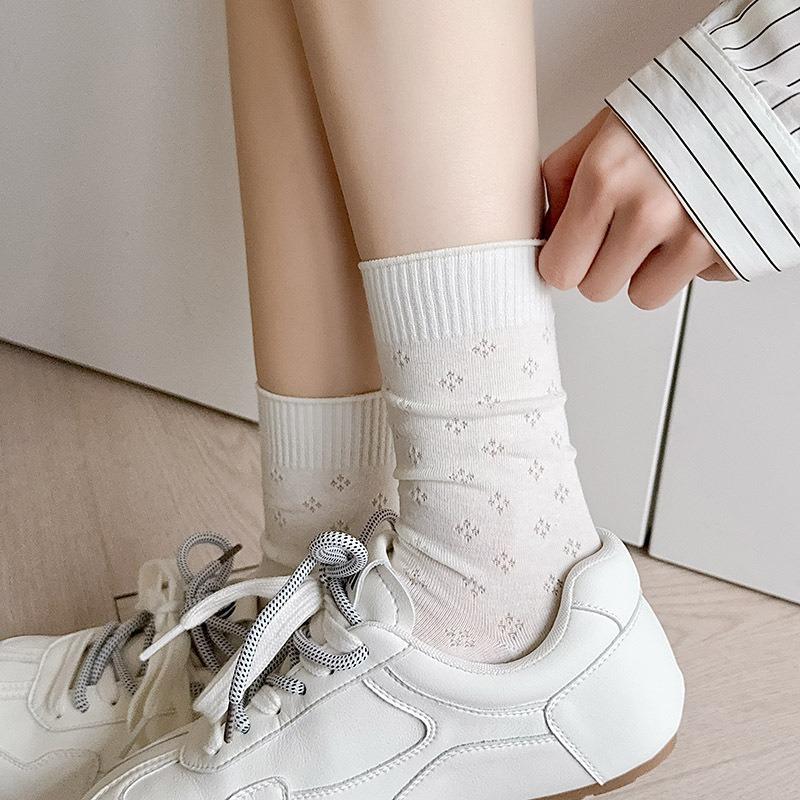 Female Spring and Summer Thin Fashion Four Leaf Clover Hollow Mesh Boneless Cotton In The Tube Pile Socks