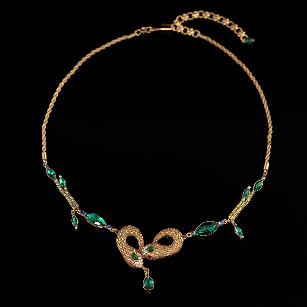 Direktlieferung Mittelalterlicher Vintage Schmuck Nischen Design Französische Retro Schlüsselbein Kette Halskette Halskette Neu