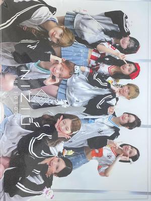 NiziU Goods Photo Book Premium Photo Book Premium Photo Book (NiziU)
